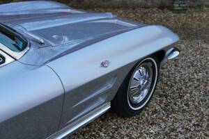 Image 49/50 of Chevrolet Corvette Sting Ray Convertible (1964)