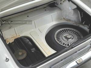 Image 63/95 of Alfa Romeo 2000 Spider Veloce (1980)