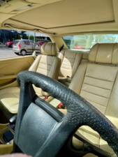 Bild 29/65 von Mercedes-Benz 380 SEC (1983)