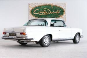 Image 10/38 of Mercedes-Benz 280 SE 3,5 (1970)
