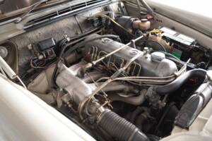 Bild 44/44 von Mercedes-Benz 220 SE b (1964)