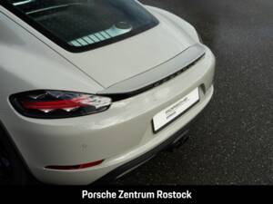 Imagen 2/30 de Porsche 718 Cayman (2023)