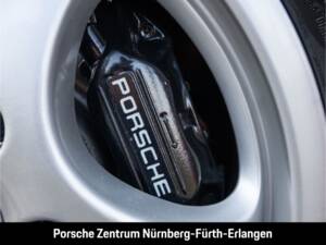 Image 37/43 of Porsche 911 Carrera 4 (1992)