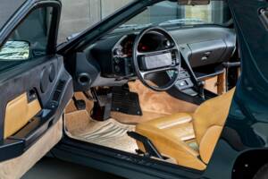 Immagine 16/22 di Porsche 928 S4 Clubsport (1988)
