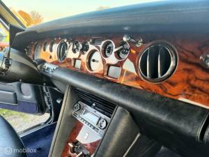 Image 42/50 of Rolls-Royce Silver Shadow I (1974)