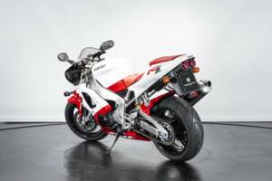 Image 7/44 of Yamaha YZF 1000 R1 (1998)