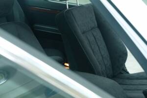 Bild 34/50 von Mercedes-Benz 300 SE (1992)