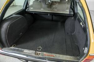 Bild 42/50 von Mercedes-Benz 300 TD Turbodiesel (1981)