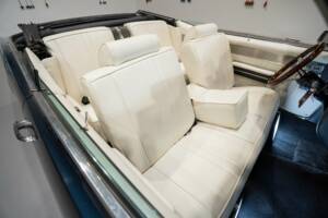 Bild 23/38 von Buick Wildcat Convertible (1969)