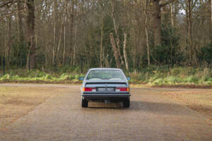 Image 5/17 of BMW 635 CSi (1982)
