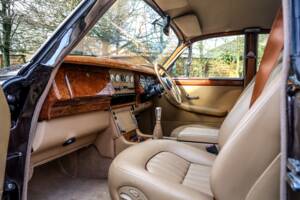 Imagen 17/50 de Jaguar Mk II 3.8 (2004)