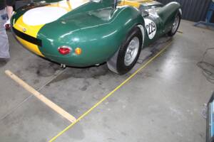 Image 68/80 of Lister Knobbly (1956)