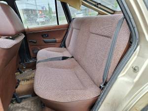 Image 9/14 de Volkswagen Passat TD  1.6 (1986)