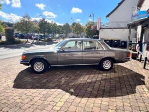 Afbeelding 3/12 van Mercedes-Benz 450 SE (1979)