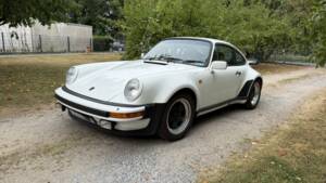 Bild 9/16 von Porsche 911 Turbo 3.3 (1983)