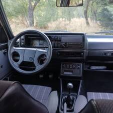 Bild 44/63 von Volkswagen Golf II GTi 1.8 (1989)