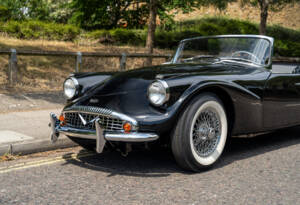 Image 9/28 of Daimler SP 250 (1961)