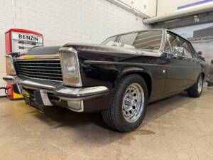 Immagine 2/19 di Opel Diplomat V8 5,4 (1976)