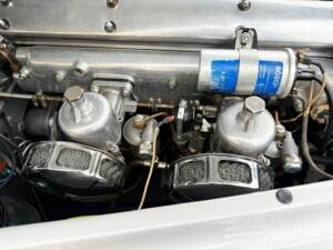 Image 18/50 of Jaguar XK 120 OTS (1953)