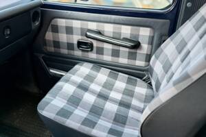 Immagine 18/26 di Mercedes-Benz 280 GE (kurz) (1988)