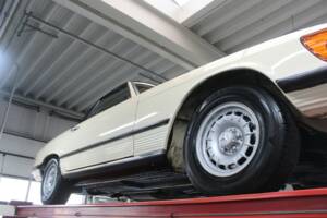 Imagen 14/50 de Mercedes-Benz 280 SL (1976)