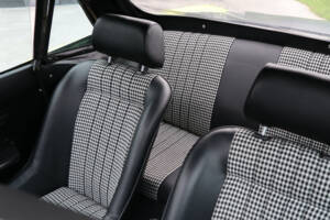 Image 10/50 of FIAT 124 Spider CS1 (1975)
