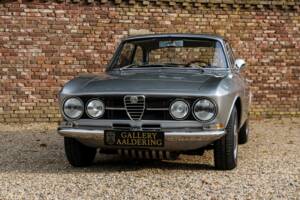 Afbeelding 7/50 van Alfa Romeo 1750 GT Veloce (1969)