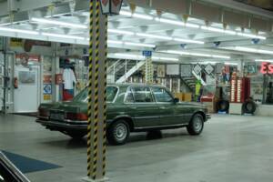 Image 12/50 de Mercedes-Benz 450 SEL 6,9 (1975)