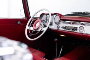 Image 16/29 de Mercedes-Benz 230 SL (1964)