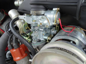 Image 31/63 of Volkswagen Karmann Ghia 1500 (1971)