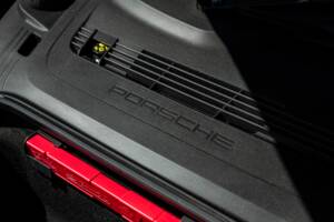 Image 17/48 of Porsche 911 Turbo S Exclusive (2017)