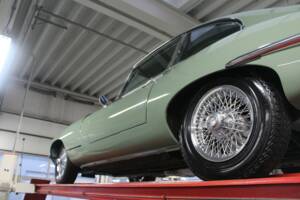 Afbeelding 14/50 van Jaguar E-Type 4.2 (1967)
