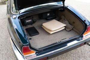 Bild 6/7 von Daimler Double Six (1991)
