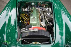 Image 21/59 of Austin-Healey 100&#x2F;6 (BN6) (1958)