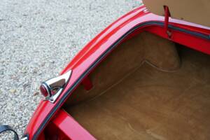 Imagen 24/50 de Jaguar XK 120 OTS (1954)