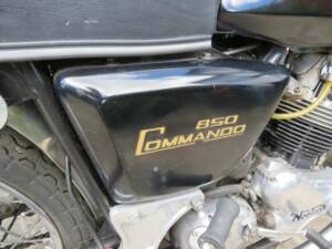 Image 26/47 of Norton Commando 850 Roadster (1974)