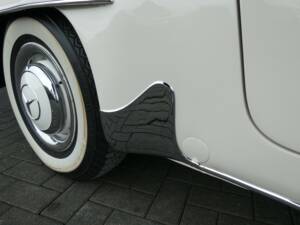 Image 21/27 of Mercedes-Benz 190 SL (1960)