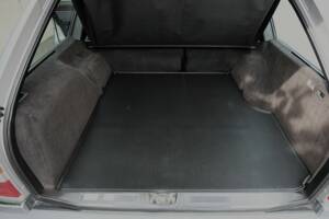Imagen 57/75 de Mercedes-Benz E 280 T (1994)