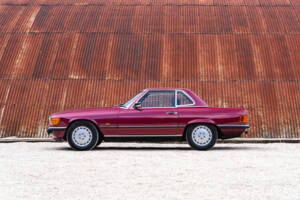Afbeelding 4/36 van Mercedes-Benz 300 SL (1989)