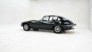 Image 4/15 de Jaguar Type E V12 (2+2) (1973)