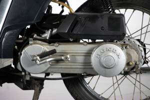 Image 17/44 of Honda SH 50 Fifty (1987)