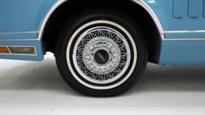 Image 11/15 of Lincoln Continental Mark V Hardtop Coupe (1979)