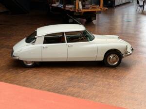 Immagine 10/43 di Citroën ID 19 (1958)