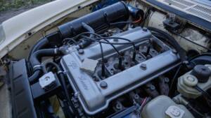 Image 29/58 of Alfa Romeo 2000 Spider Veloce (1977)
