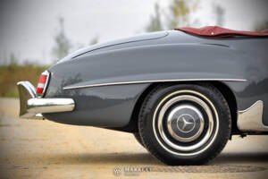 Image 28/59 of Mercedes-Benz 190 SL (1958)