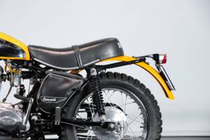 Immagine 17/50 di Ducati 250 Scrambler (1971)
