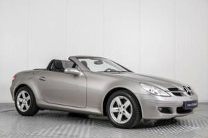 Imagen 5/50 de Mercedes-Benz SLK 200 Kompressor (2007)
