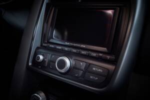 Immagine 55/96 di Audi R8 (2008)