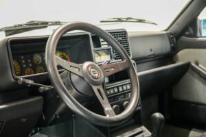 Image 15/46 of Lancia Delta HF Integrale (1988)