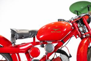 Image 23/42 of Moto Guzzi Motoleggera 65 (1954)